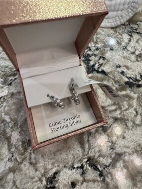 Sterling Silver Cubic Zirconia Hoop Earring